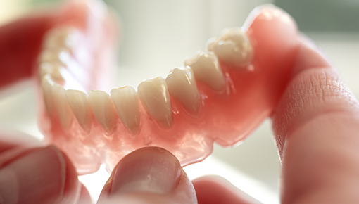 herausnehmbarer Zahnersatz - Zahnarztpraxis Dr. Jaensch
